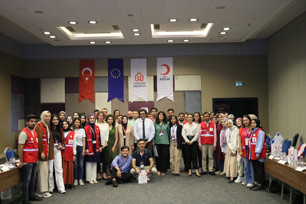 >Dezenformasyonla Mücadelede  Avrupa Birliği ve Türk Kızılay İş Birliği